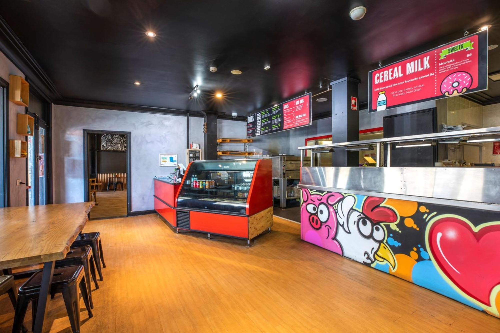 查尔斯睡帽酒店 卧龙岗 外观 照片