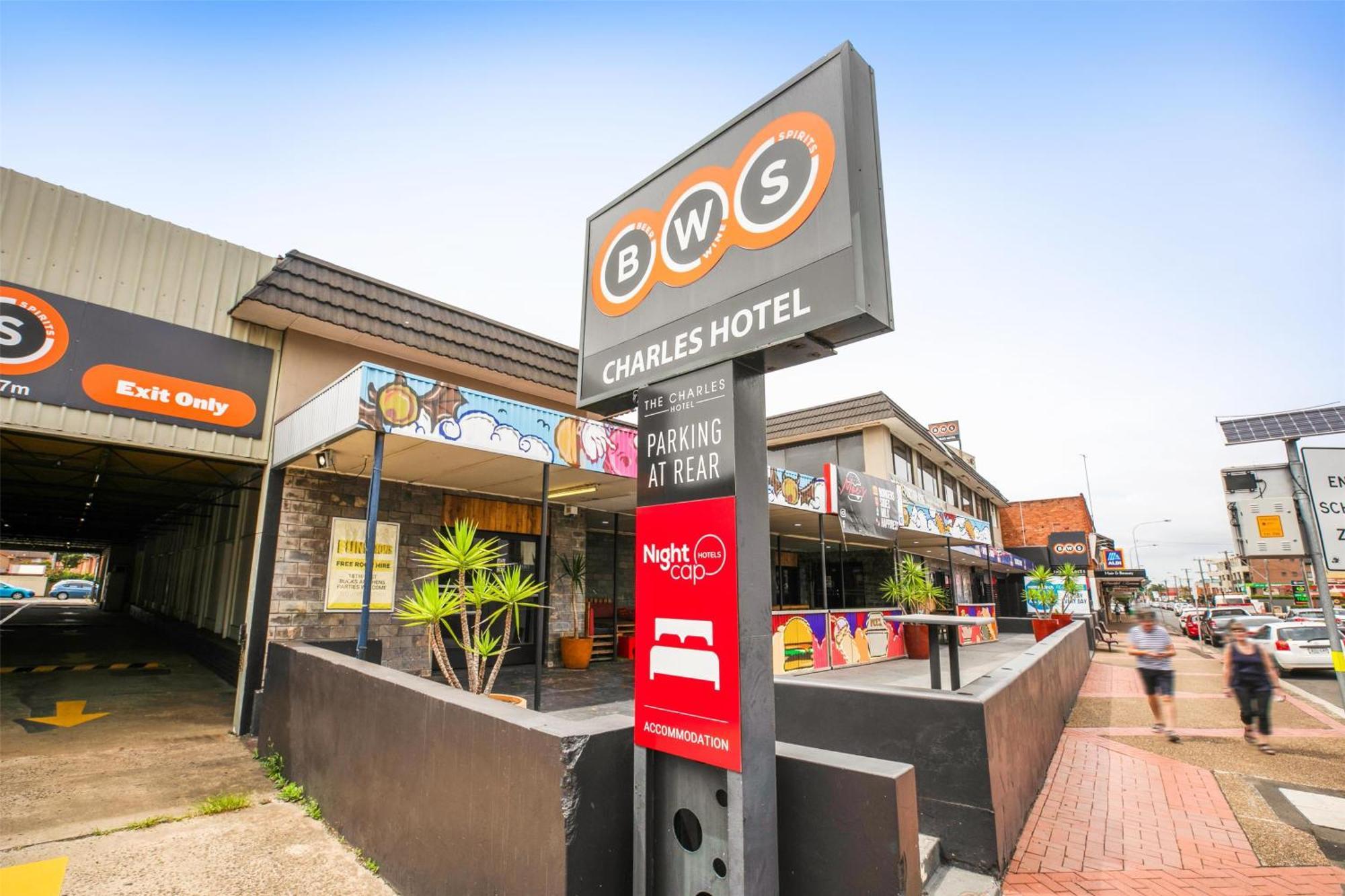 查尔斯睡帽酒店 卧龙岗 外观 照片
